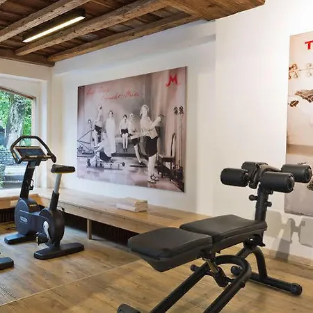 Neuhaus شقة فندقية 2*