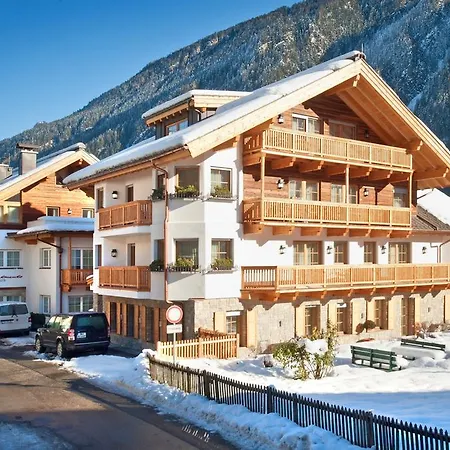 Neuhaus 2* מאיירהופן