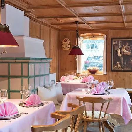 Neuhaus Apart Otel Mayrhofen